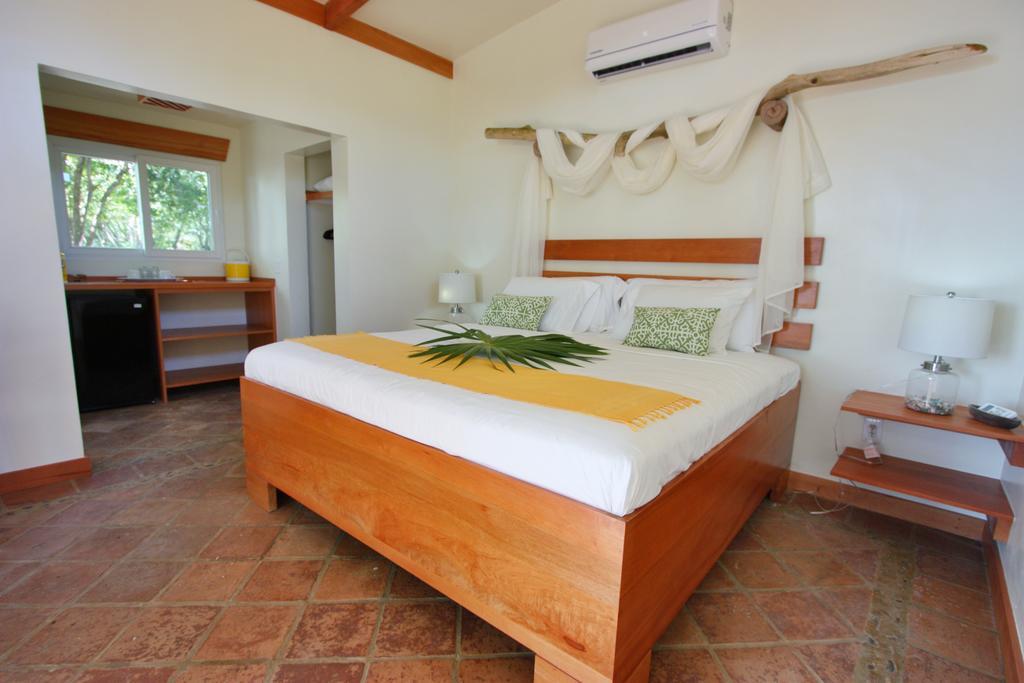 Coral Beach Village Resort Utila Kültér fotó