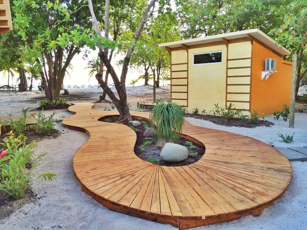 Coral Beach Village Resort Utila Szoba fotó